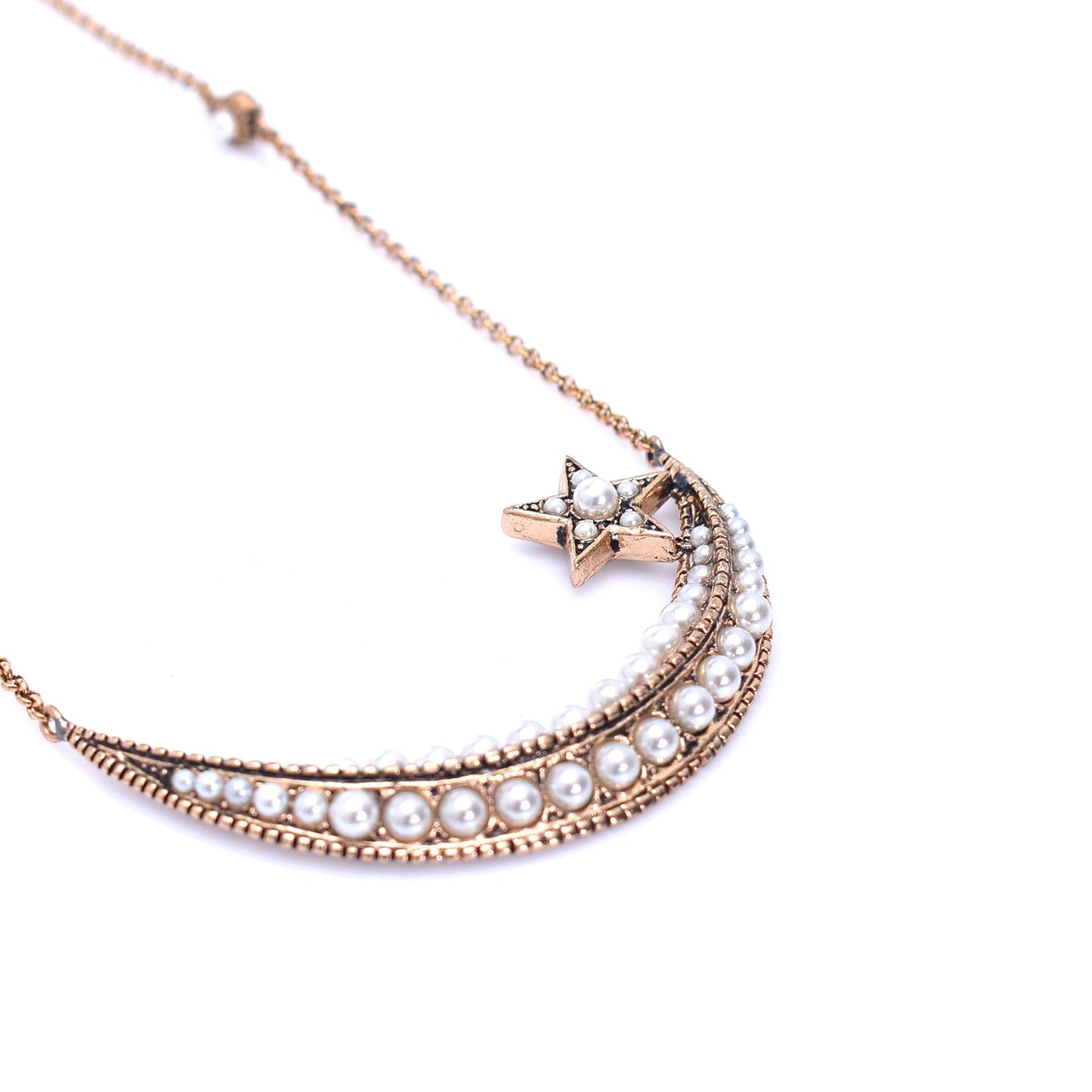 PEARL CRESCENT NECKLACE