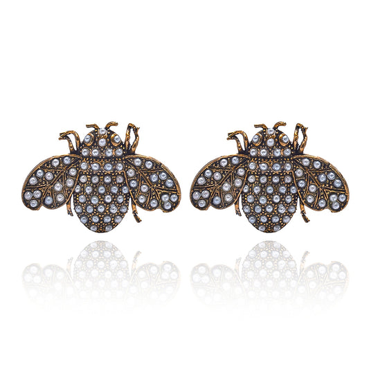 BE BEE EARRINGS WITH PEARL